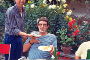 Gianni torta in faccia